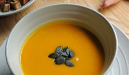 Juha od Hokkaido tikve i đumbira